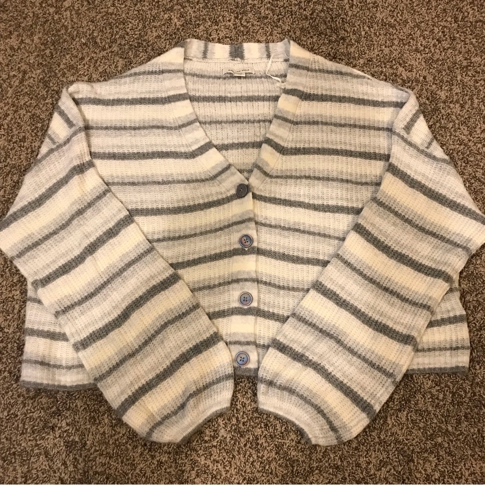 AMERICAN EAGLE INVENTORY - Picture 4 of 7